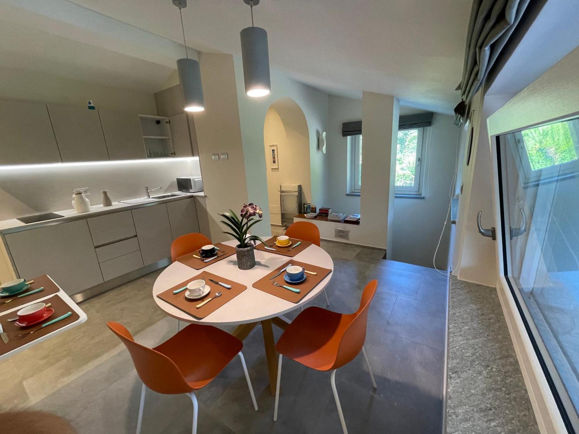 La Casina Di Oscar Ad Ao V Combe Vda Quart 0014 E 00I6 아파트 외부 사진