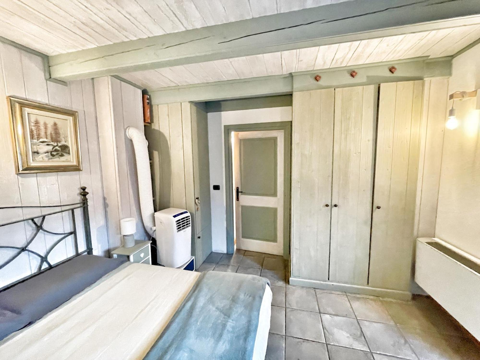 La Casina Di Oscar Ad Ao V Combe Vda Quart 0014 E 00I6 아파트 외부 사진